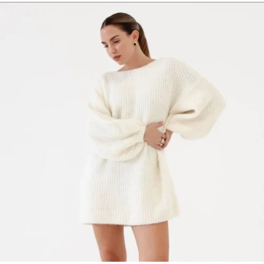 REVOLVE RUMORED Milkshake Ivory Micro Mini Dress Baggy Small Cozycore Capsule